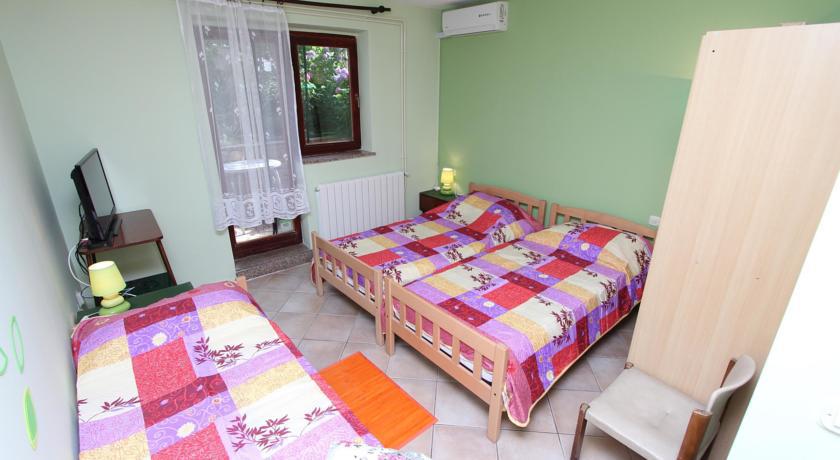 Apartments Grace ロヴィニ 部屋 写真