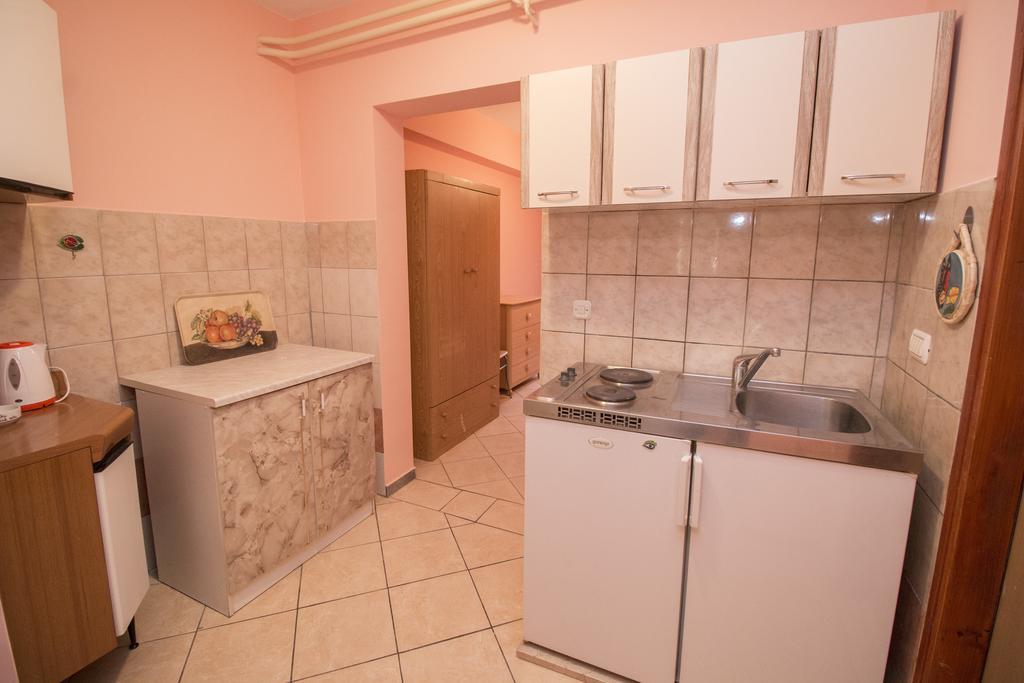 Apartments Grace ロヴィニ エクステリア 写真